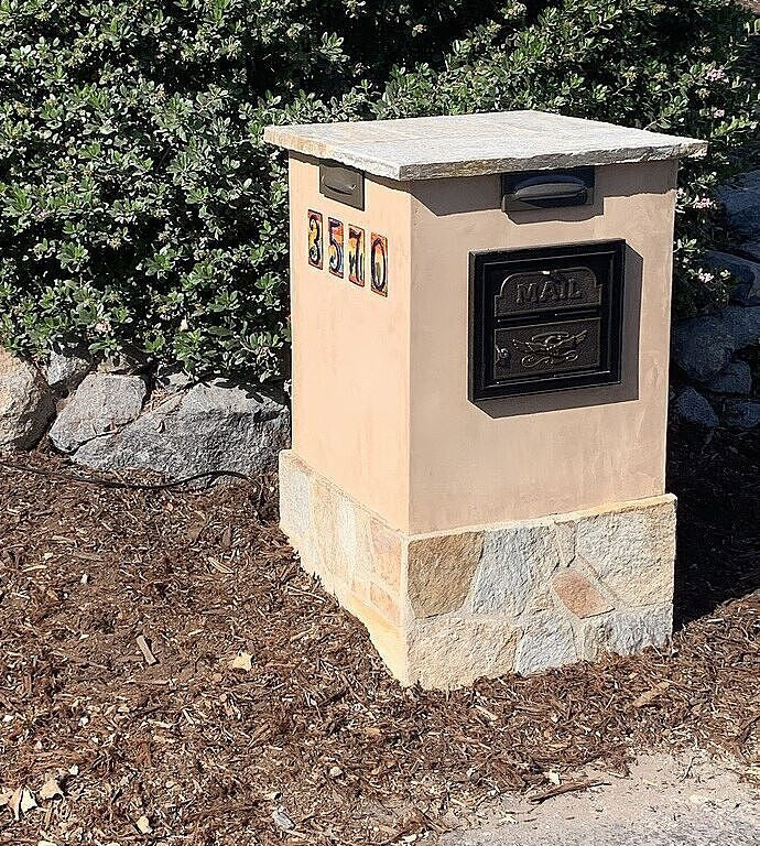 Column Insert Mailboxes