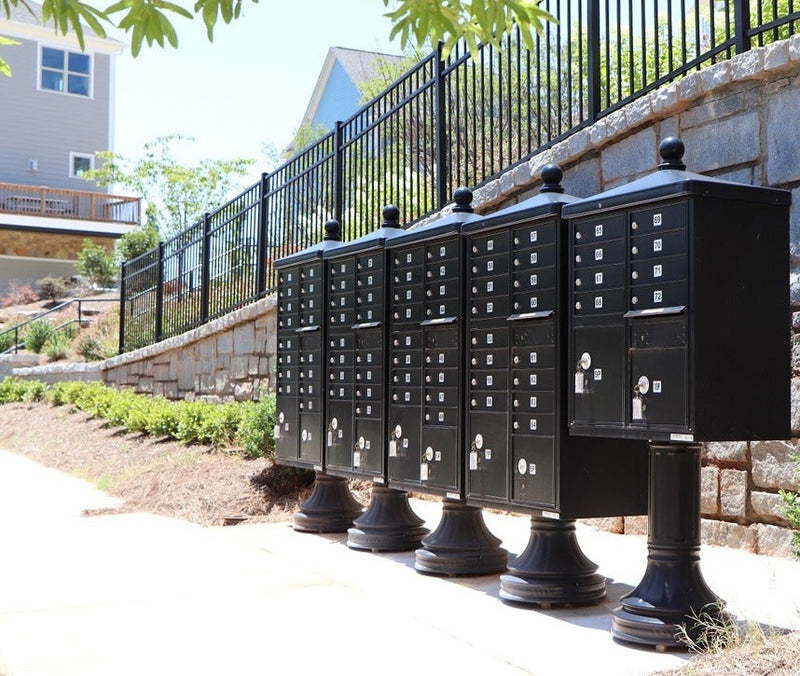 Florence 8 Door Cluster Mailbox CBU with 2 Parcel Lockers, Decorative Finial and Pedestal Included