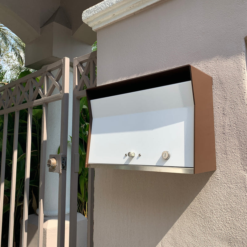 RetroBox Locking Wall Mount Mailbox in Coconut