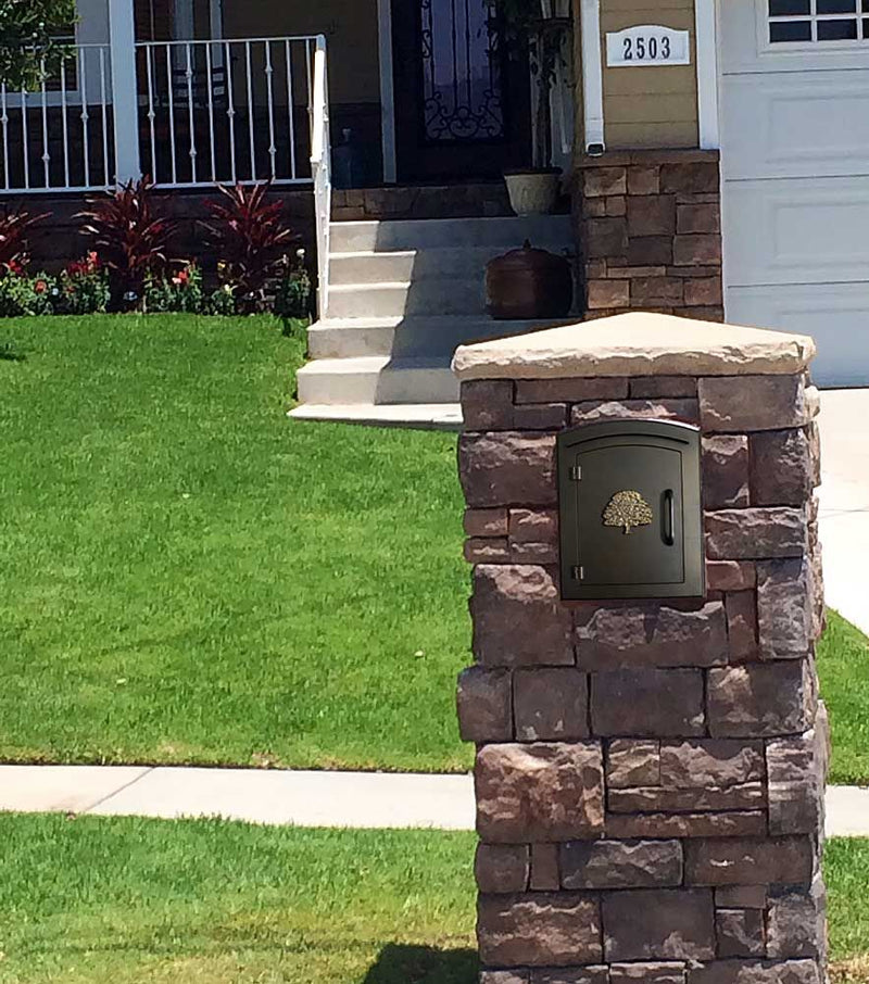 Manchester Non-Locking Column Mount Mailbox with Oak Tree Emblem