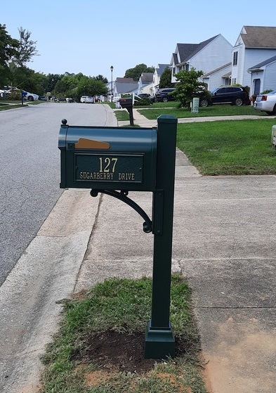 Whitehall Superior Mailbox Package