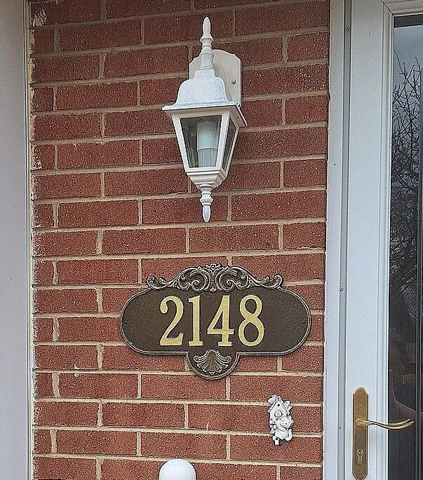 Whitehall Rochelle - Standard Wall - One Line Address Plaque 